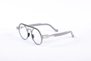 _V5A1663_002_DIECIDECIMI_GLASSTYLIST_Vava_Eyewea_White_Label_WL0022_Silver_Grigio_chiaro_