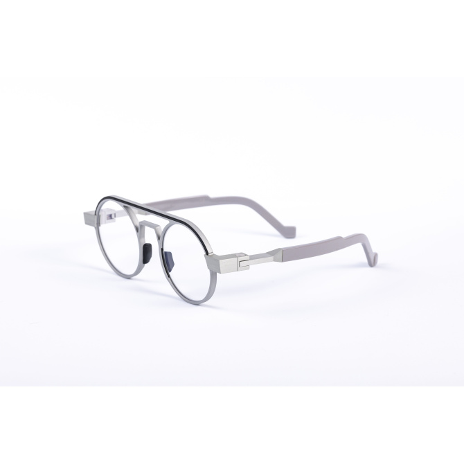 _V5A1663_002_DIECIDECIMI_GLASSTYLIST_Vava_Eyewea_White_Label_WL0022_Silver_Grigio_chiaro_