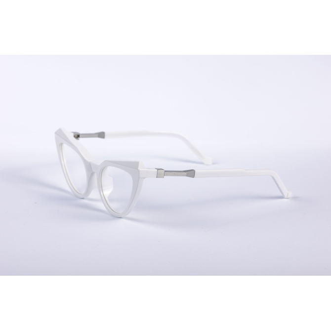 _V5A1692_002_DIECIDECIMI_GLASSTYLIST_Vava_Eyewea_Black_Label_BL0029_White_Bianco_