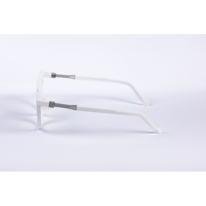 _V5A1693_003_DIECIDECIMI_GLASSTYLIST_Vava_Eyewea_Black_Label_BL0029_White_Bianco_