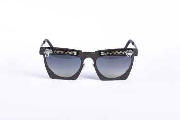 _V5A1700_001_DIECIDECIMI_GLASSTYLIST_Pugnale_235S_93_Grigio_