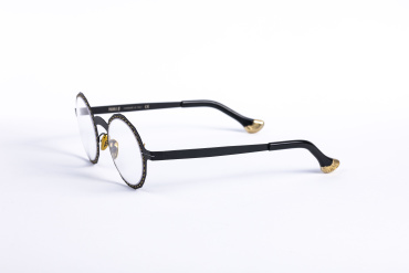 _V5A1753_001_DIECIDECIMI_GLASSTYLIST_Pugnale_Punto_327V_195_nero_e_oro_
