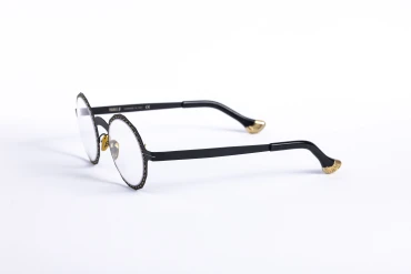 _V5A1753_001_DIECIDECIMI_GLASSTYLIST_Pugnale_Punto_327V_195_nero_e_oro_