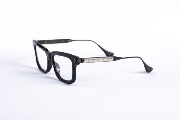 _V5A1812_002_DIECIDECIMI_GLASSTYLIST_Pugnale_Oprah_N407V_263_nero_