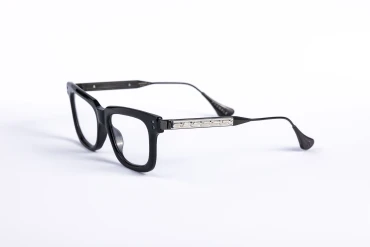 _V5A1812_002_DIECIDECIMI_GLASSTYLIST_Pugnale_Oprah_N407V_263_nero_