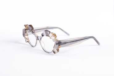 _V5A1919_002_DIECIDECIMI_GLASSTYLIST_Oscar_Mamoi_Utopia_03__