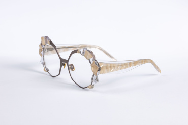 _V5A1941_002_DIECIDECIMI_GLASSTYLIST_Oscar_Mamoi_Oceania_04_