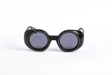 _V5A2008_001_DIECIDECIMI_GLASSTYLIST_SIENS_EYE_CODE_Creature_066_013__