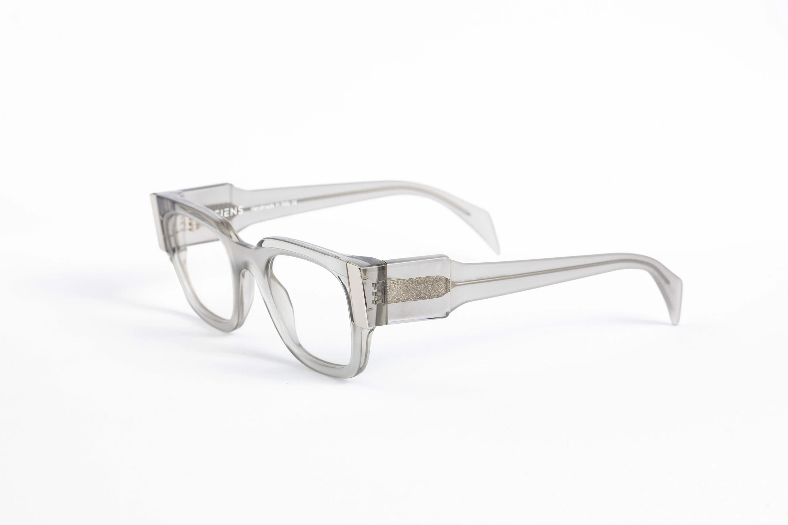 _V5A2025_001_DIECIDECIMI_GLASSTYLIST_SIENS_EYE_CODE_Creature_081_003_grigio_