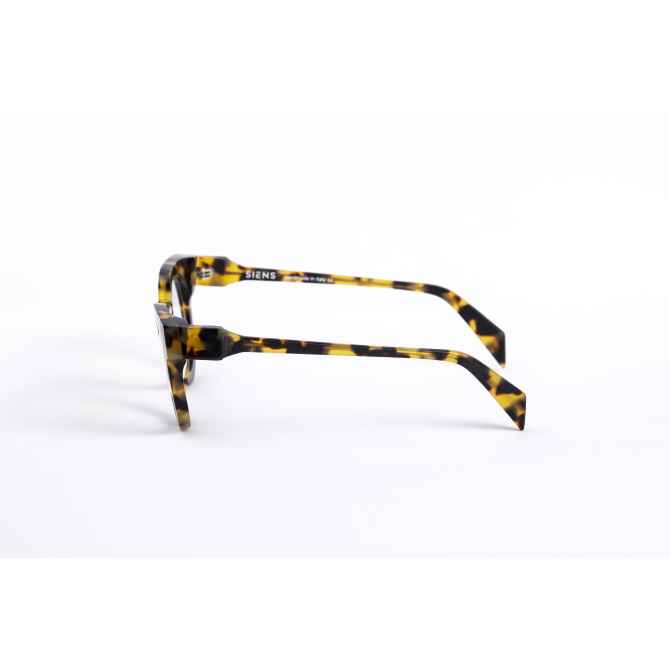 _V5A2062_003_DIECIDECIMI_GLASSTYLIST_SIENS_EYE_CODE_Creature_060_002_avana_