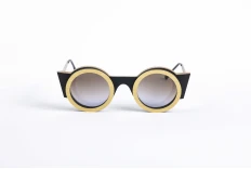 _V5A2068_001_DIECIDECIMI_GLASSTYLIST_Nina_Mur_Eighties_Nathalie___