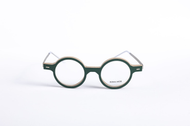 _V5A2098_001_DIECIDECIMI_GLASSTYLIST_Nina_Mur_Lolo_dark_green__