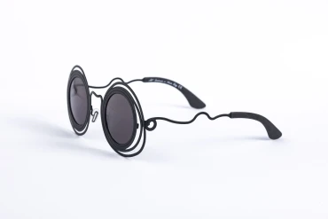 _V5A2146_002_DIECIDECIMI_GLASSTYLIST_LIO_Factory_FIL_DI_FERRO_IVM1048_C01__