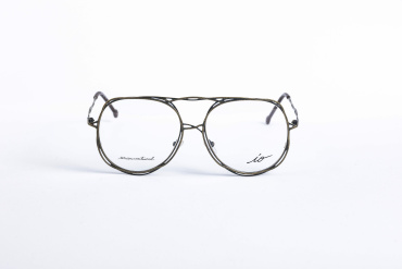 _V5A2251_001_DIECIDECIMI_GLASSTYLIST_LIO_IVM1126_C03_