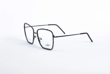 _V5A2260_002_DIECIDECIMI_GLASSTYLIST_LIO_IVM1113_C01_
