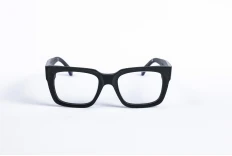 OSCAR_DIECIDECIMI_GLASSTYLIST_DANDY’S_ROUGH_OSCAR_NERO__