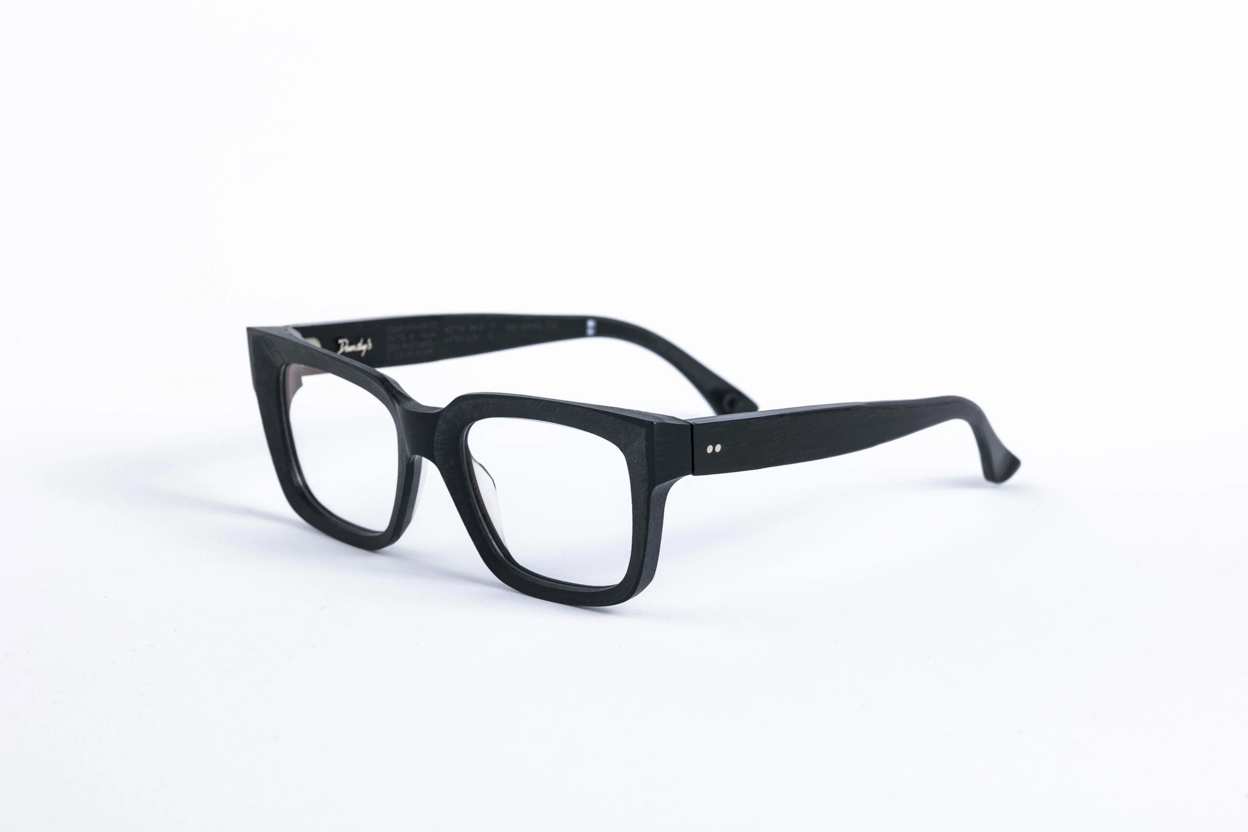 _V5A2279_002_DIECIDECIMI_GLASSTYLIST_DANDY’S_ROUGH_OSCAR_NERO__