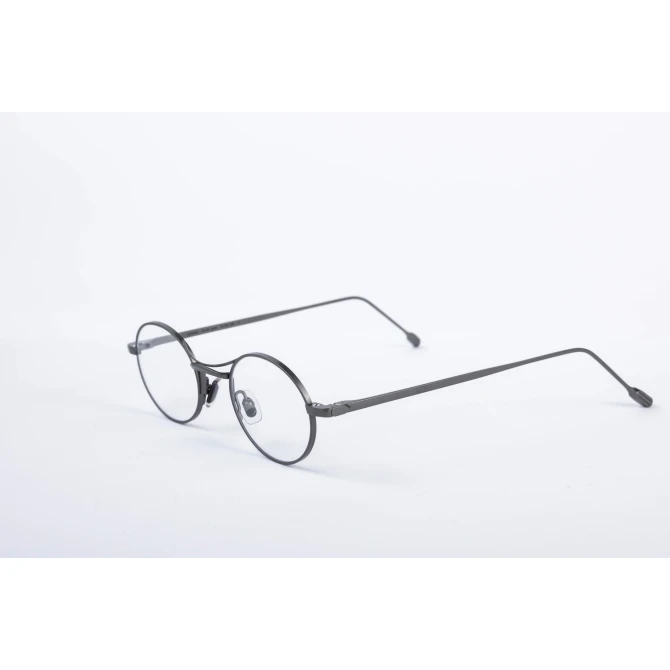 _V5A3283_002_DIECIDECIMI_GLASSTYLIST_LAZARE STUDIOVASSILIEF_SUNSET GRAY__
