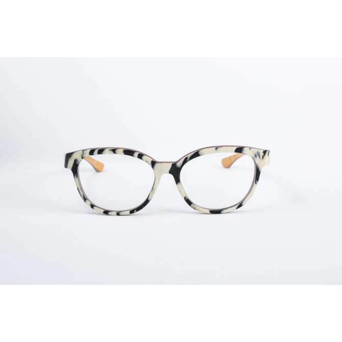 _V5A3569_001_DIECIDECIMI_GLASSTYLIST_W-EYE_YT_KENIA ERD ORANGE__