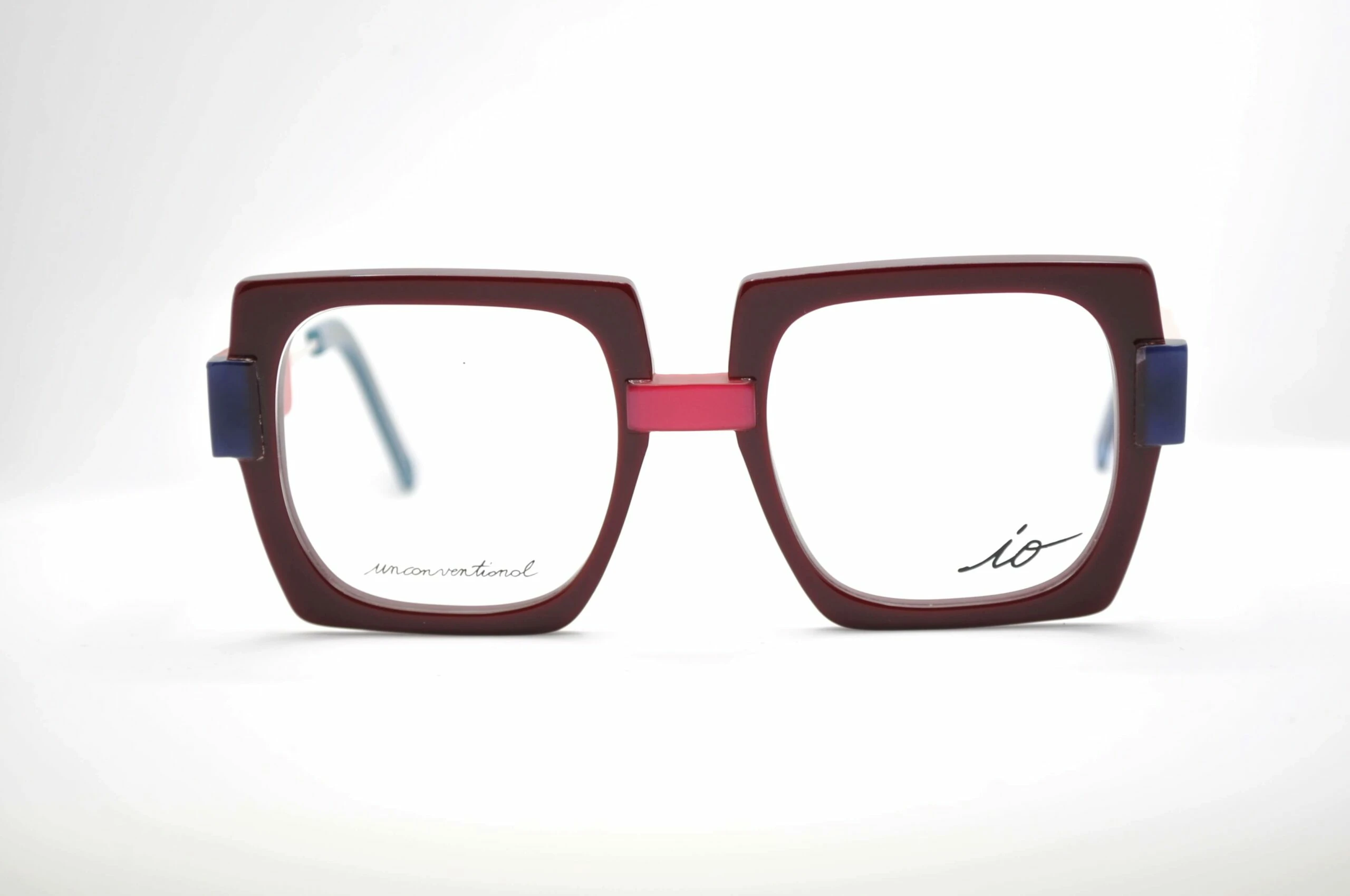 DIECIDECIMI_GLASSTYLIST_Liò Factory_RICICLO_Bordeaux e Rosso