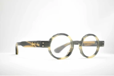 DIECIDECIMI_GLASSTYLIST__Pugnale-Eyewear__Verde