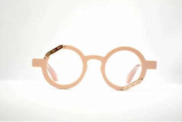 DIECIDECIMI_GLASSTYLIST__Pugnale-Eyewear__Cipria