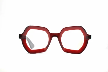 DIECIDECIMI_GLASSTYLIST__Pugnale-Eyewear__Color_Bordeaux