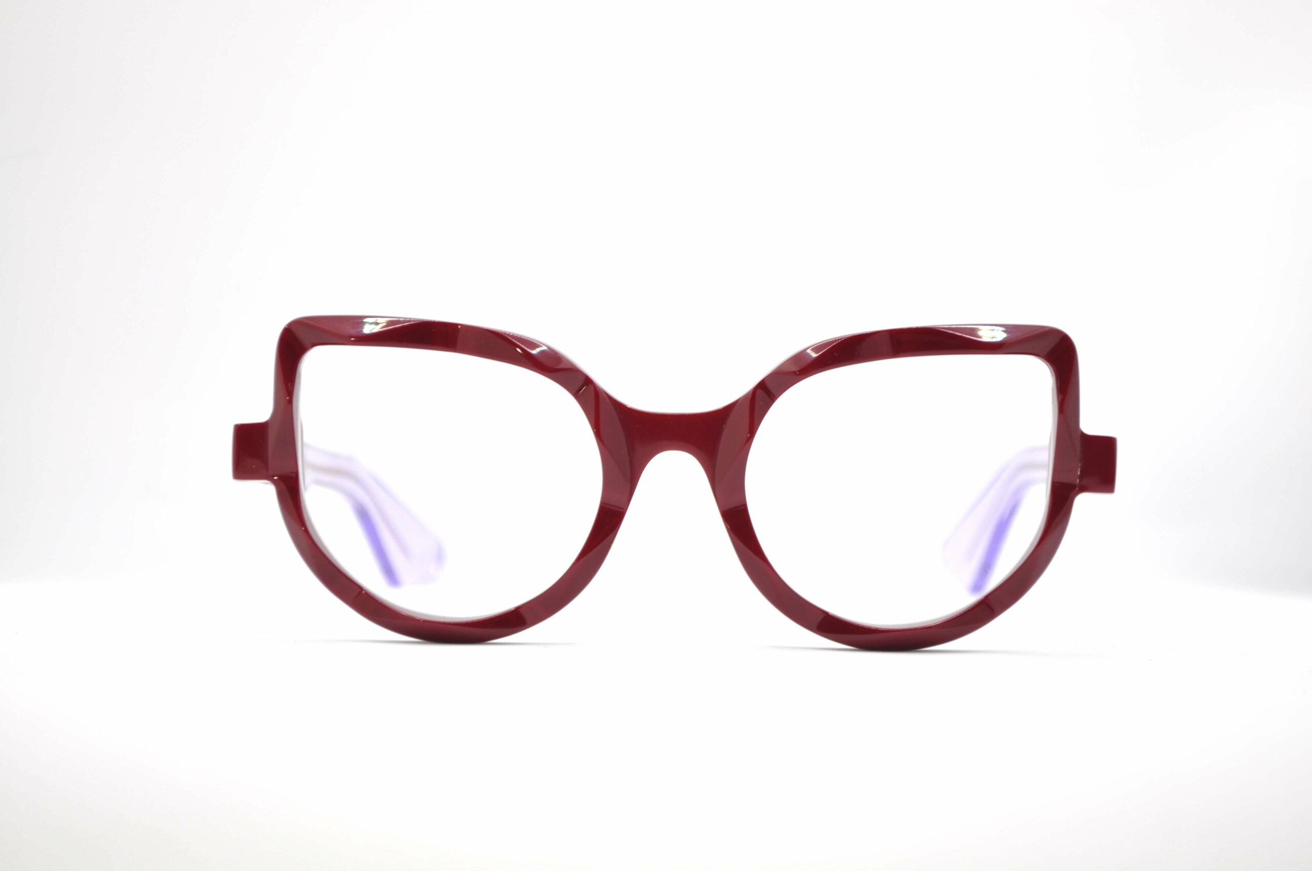 DIECIDECIMI_GLASSTYLIST__Pugnale-Eyewear__Joy_Bordeaux