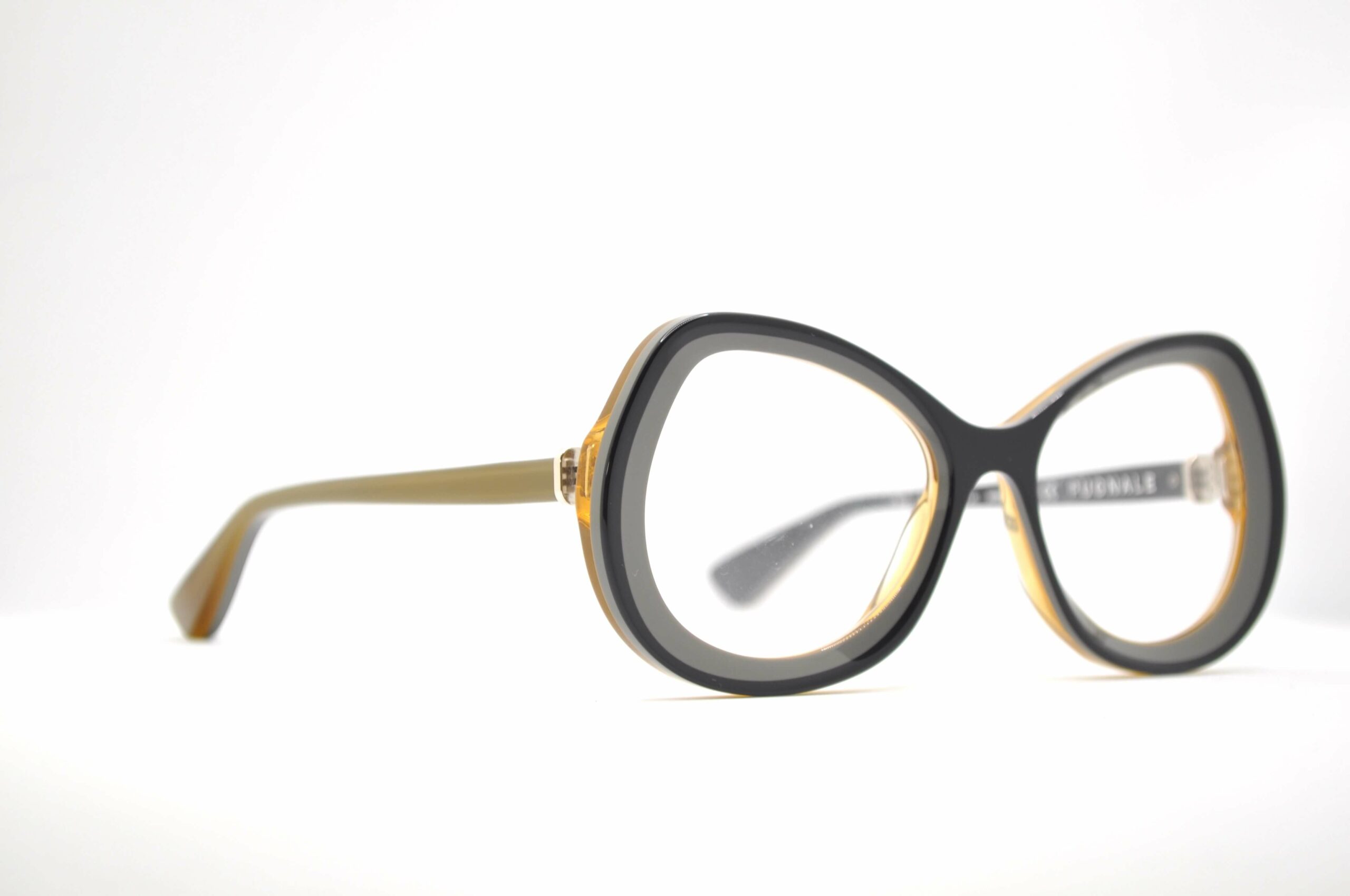 DIECIDECIMI_GLASSTYLIST__Pugnale-Eyewear__Queen_Verde-e-Grigio