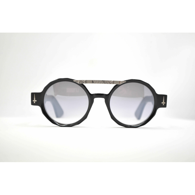 DIECIDECIMI_GLASSTYLIST__Pugnale-Eyewear__Im-Diffrent_Nero