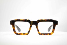 DIECIDECIMI_GLASSTYLIST__Pugnale-Eyewear__One_Tartaruga