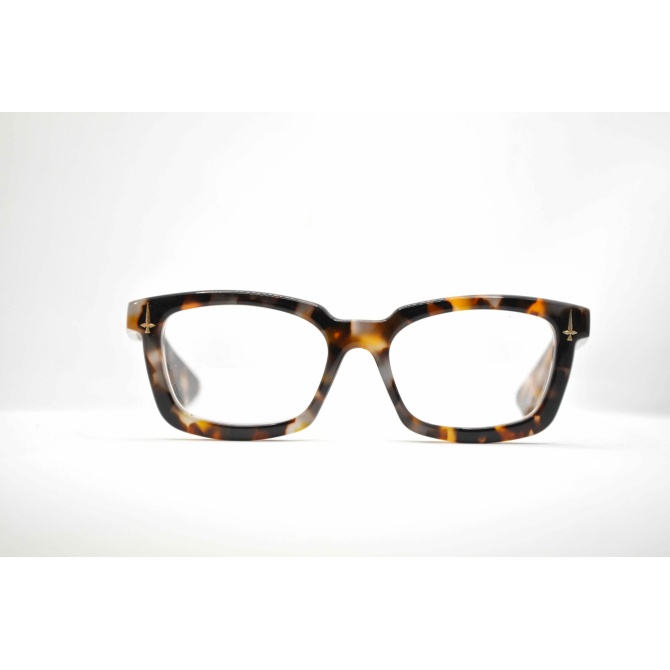 DIECIDECIMI_GLASSTYLIST__Pugnale-Eyewear__Start_Tartaruga