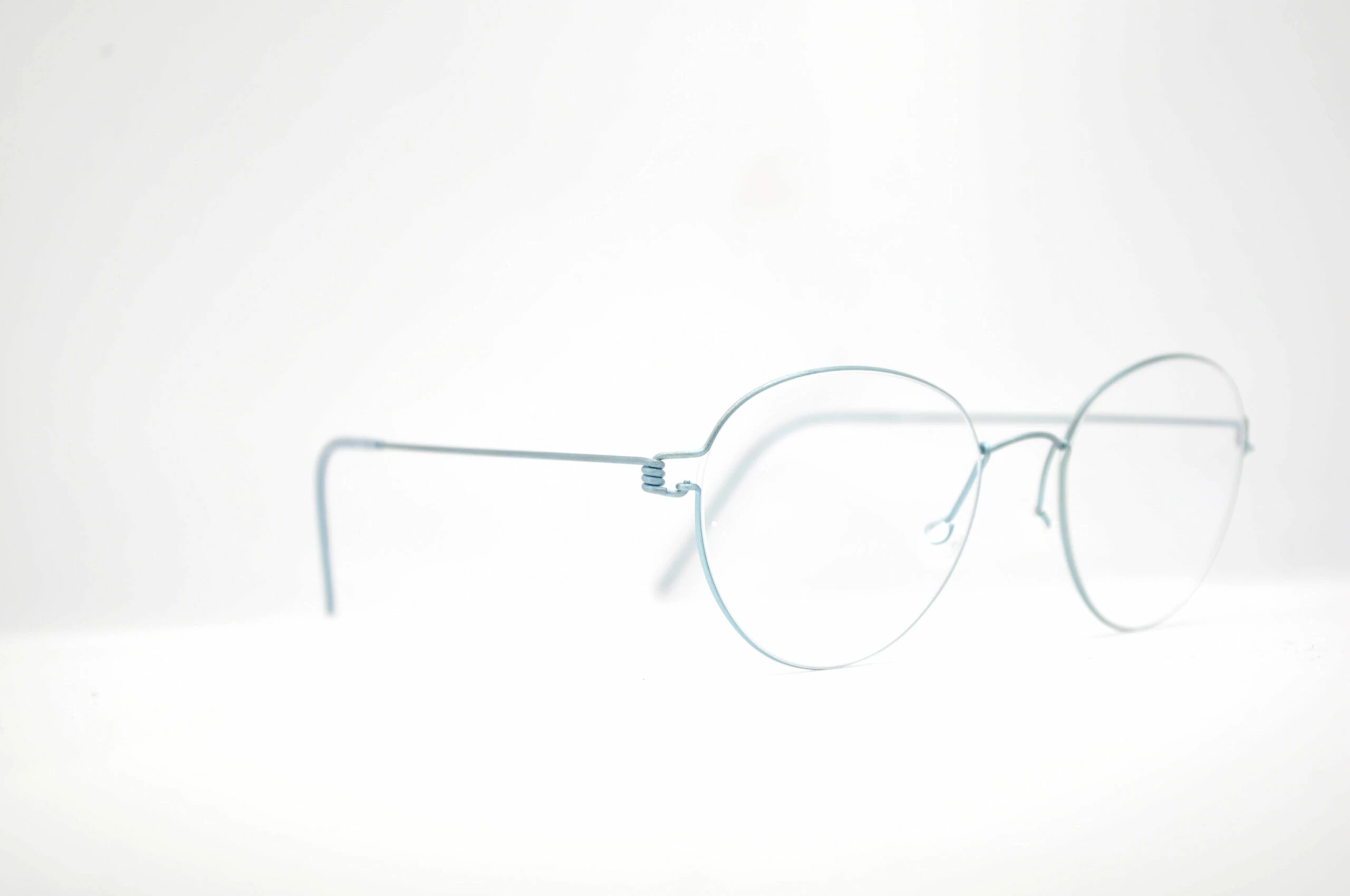 DIECIDECIMI_GLASSTYLIST_Lindberg_Russel_Rim_Azzurro