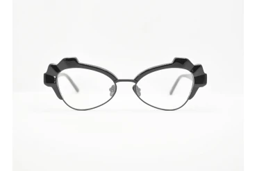 DIECIDECIMI_GLASSTYLIST_Oscar Mamooi_Moon__Nero