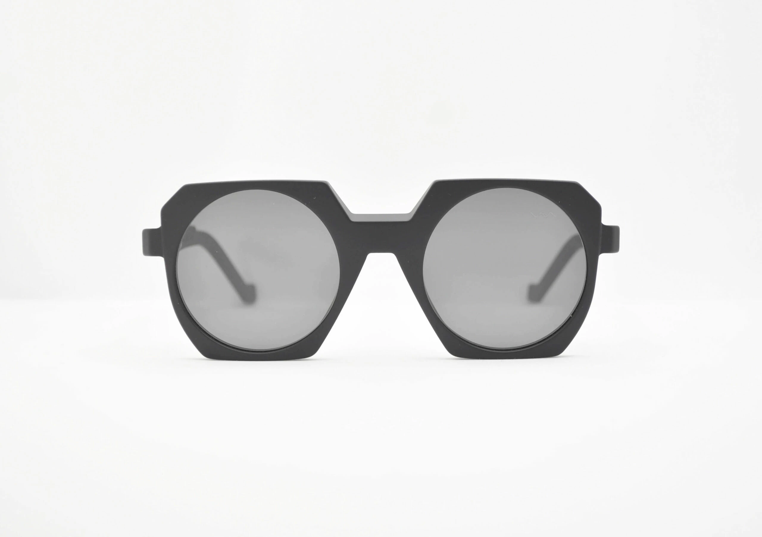 DIECIDECIMI_GLASSTYLIST_Vava_BL0041_Black Label_Black Matte