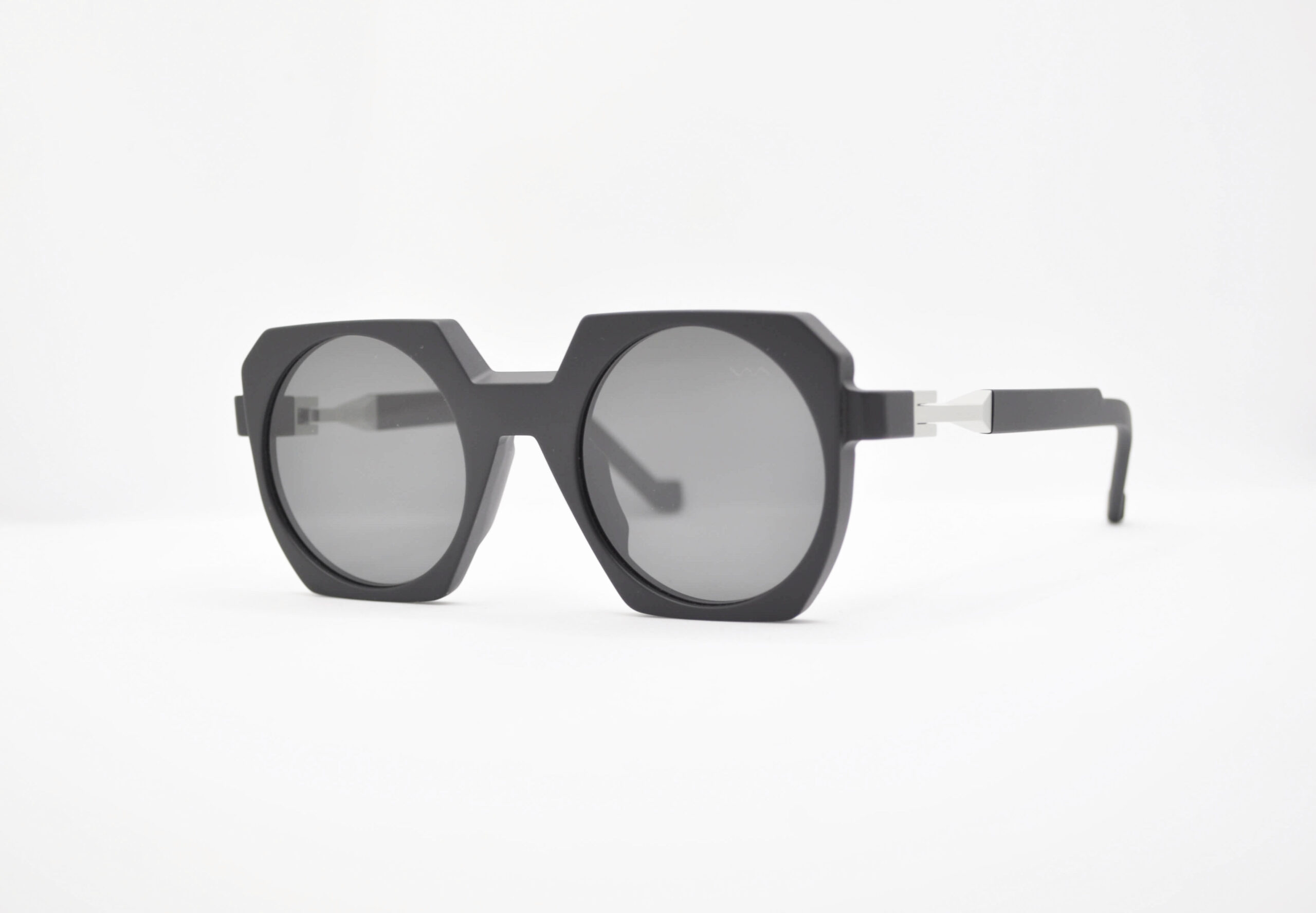 DIECIDECIMI_GLASSTYLIST_Vava_BL0041_Black Label_Black Matte