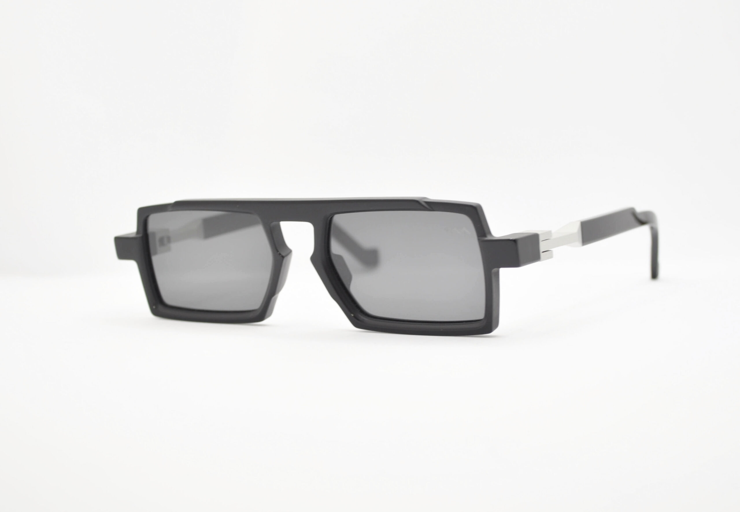 DIECIDECIMI_GLASSTYLIST_Vava_BL0023_Black Label_Black