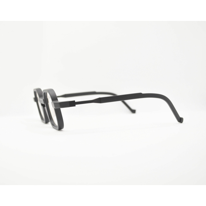 DIECIDECIMI_GLASSTYLIST_Vava_WL0066_White Label_Black Matte