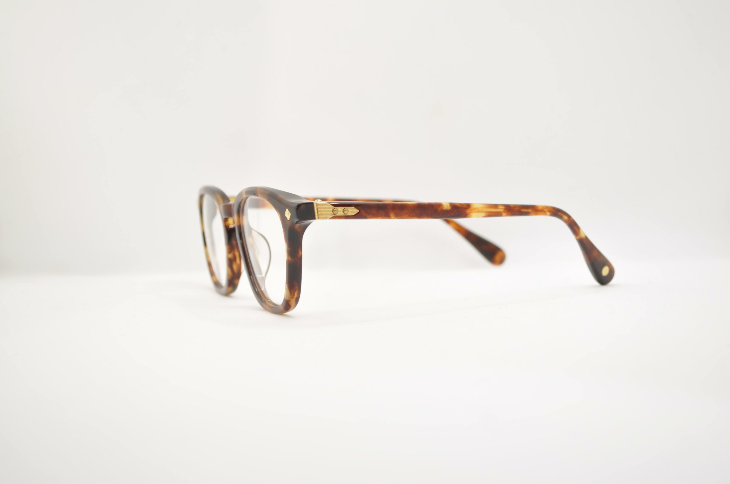 DIECIDECIMI_GLASSTYLIST_Lunetterie Générale_Maestro_Maestro_Tartaruga