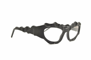 DIECIDECIMI_GLASSTYLIST_Oscar Mamooi_Mantra__Nero