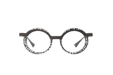 DIECIDECIMI_GLASSTYLIST_Piero Massaro Eyewear_PM 935_Suggestioni Urbane_Nero