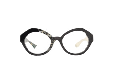 DIECIDECIMI_GLASSTYLIST_Piero Massaro Eyewear_PM 931_Suggestioni Urbane_Marrone e Nero