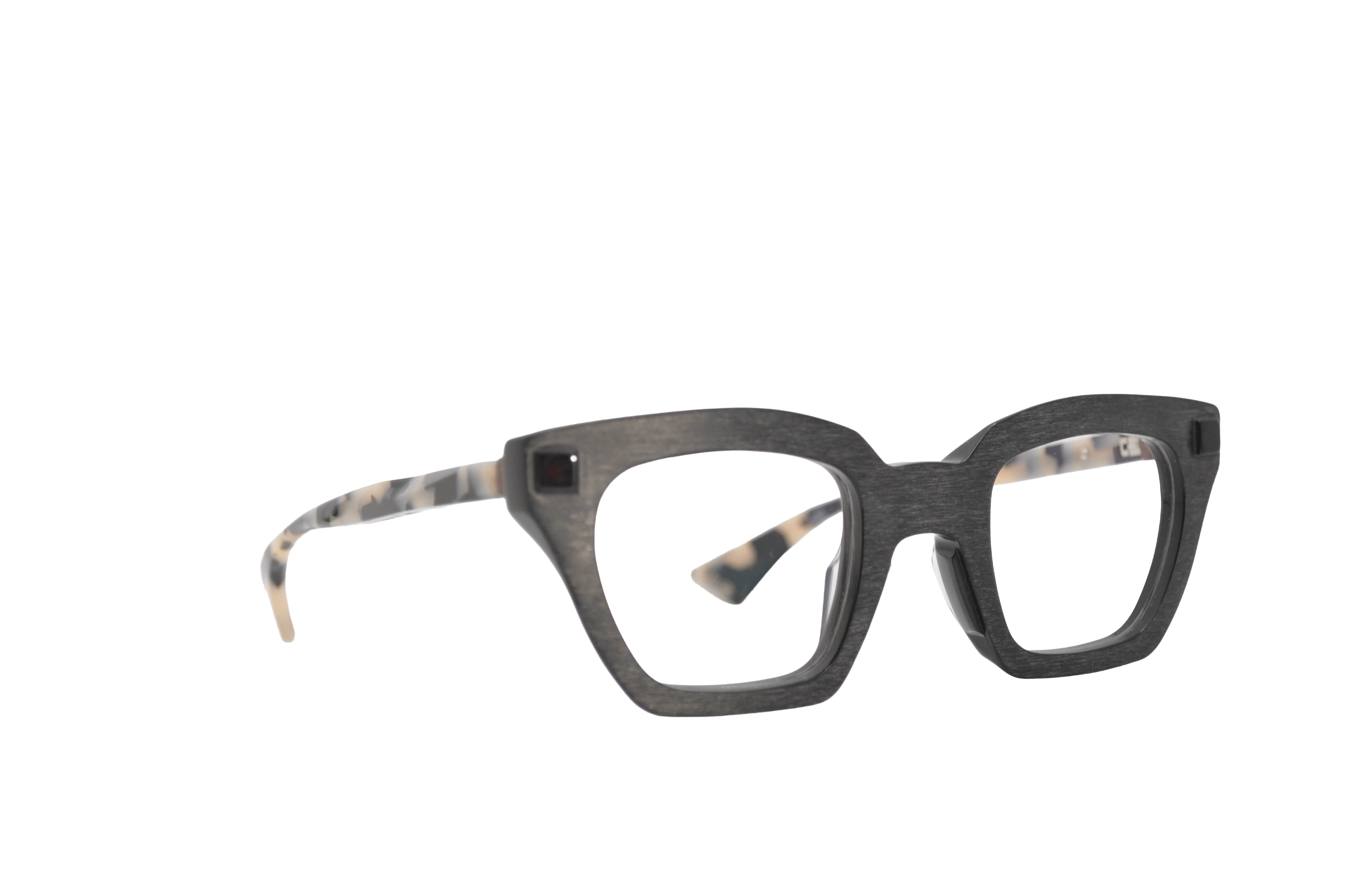DIECIDECIMI_GLASSTYLIST_Piero Massaro Eyewear_PM 904_Pixel_Nero