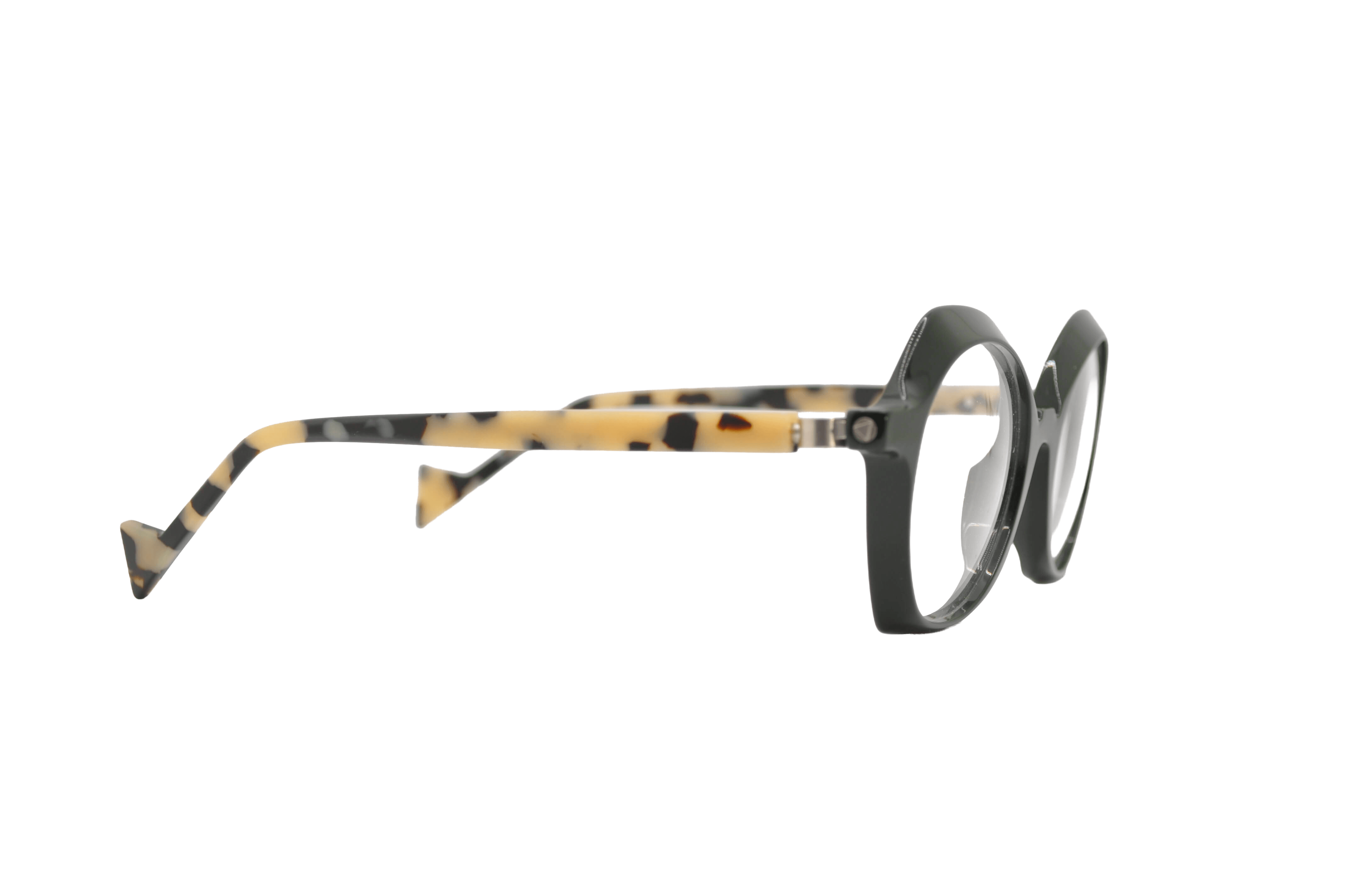 DIECIDECIMI_GLASSTYLIST_Piero Massaro Eyewear_CN 359_Diciotto_Verde