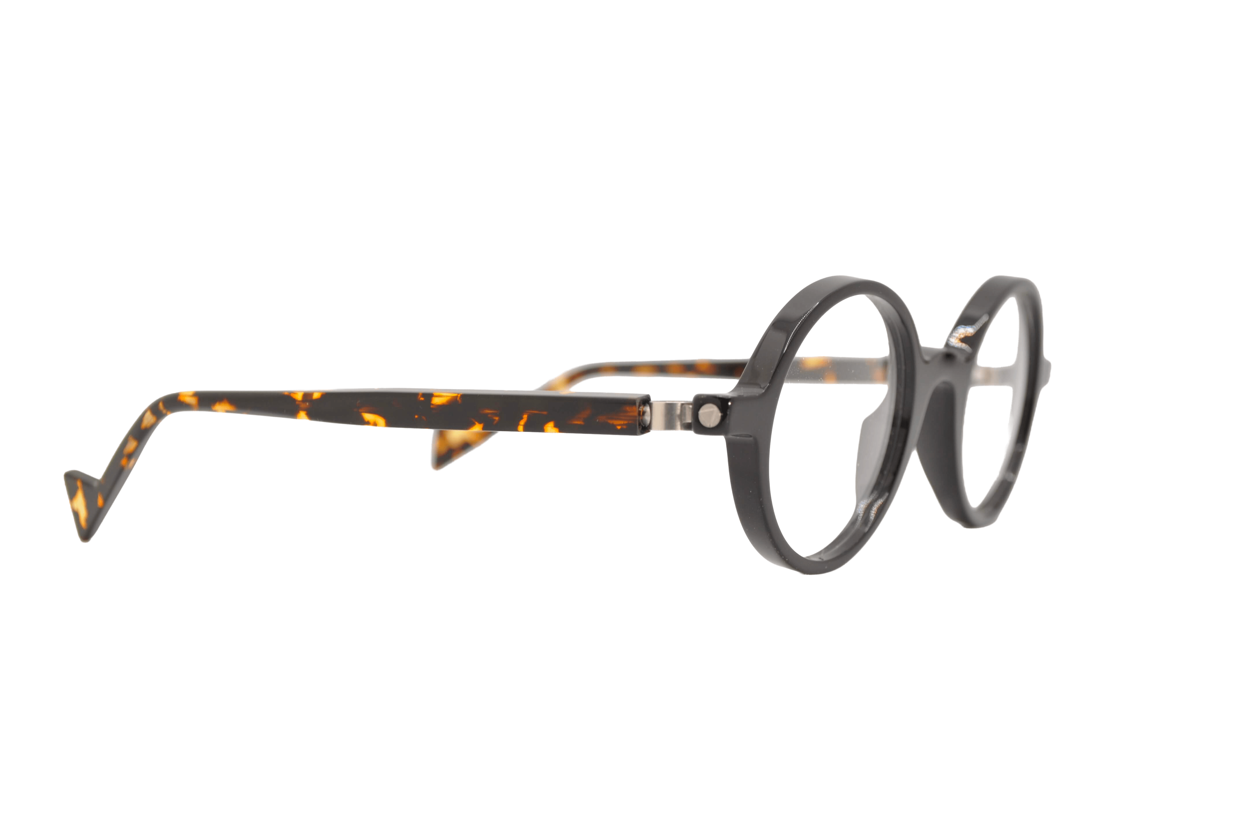 DIECIDECIMI_GLASSTYLIST_Piero Massaro Eyewear_CD 319_Diciotto_Nero
