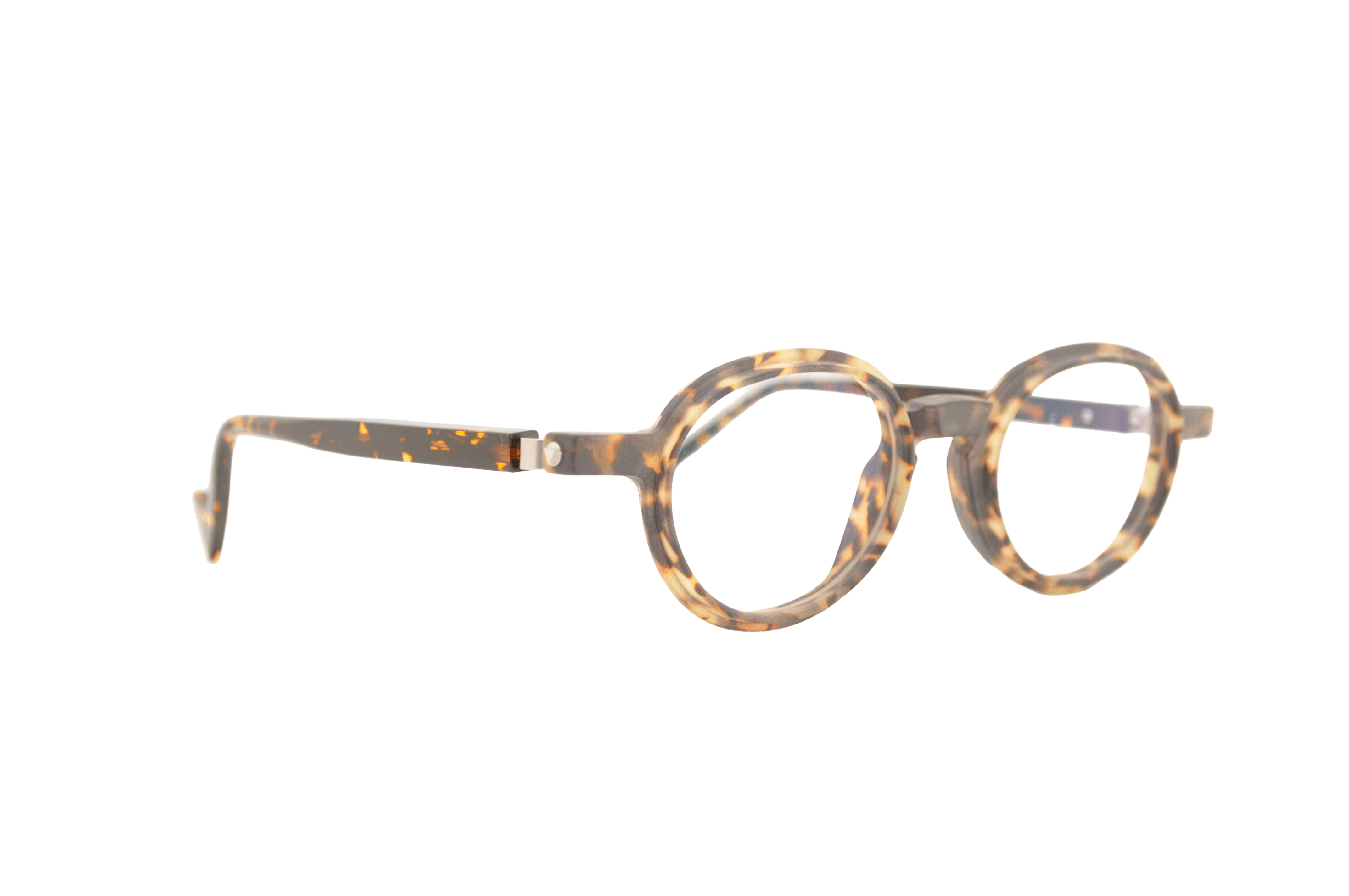 DIECIDECIMI_GLASSTYLIST_Piero Massaro Eyewear_CA 724_Diciotto_Tartaruga