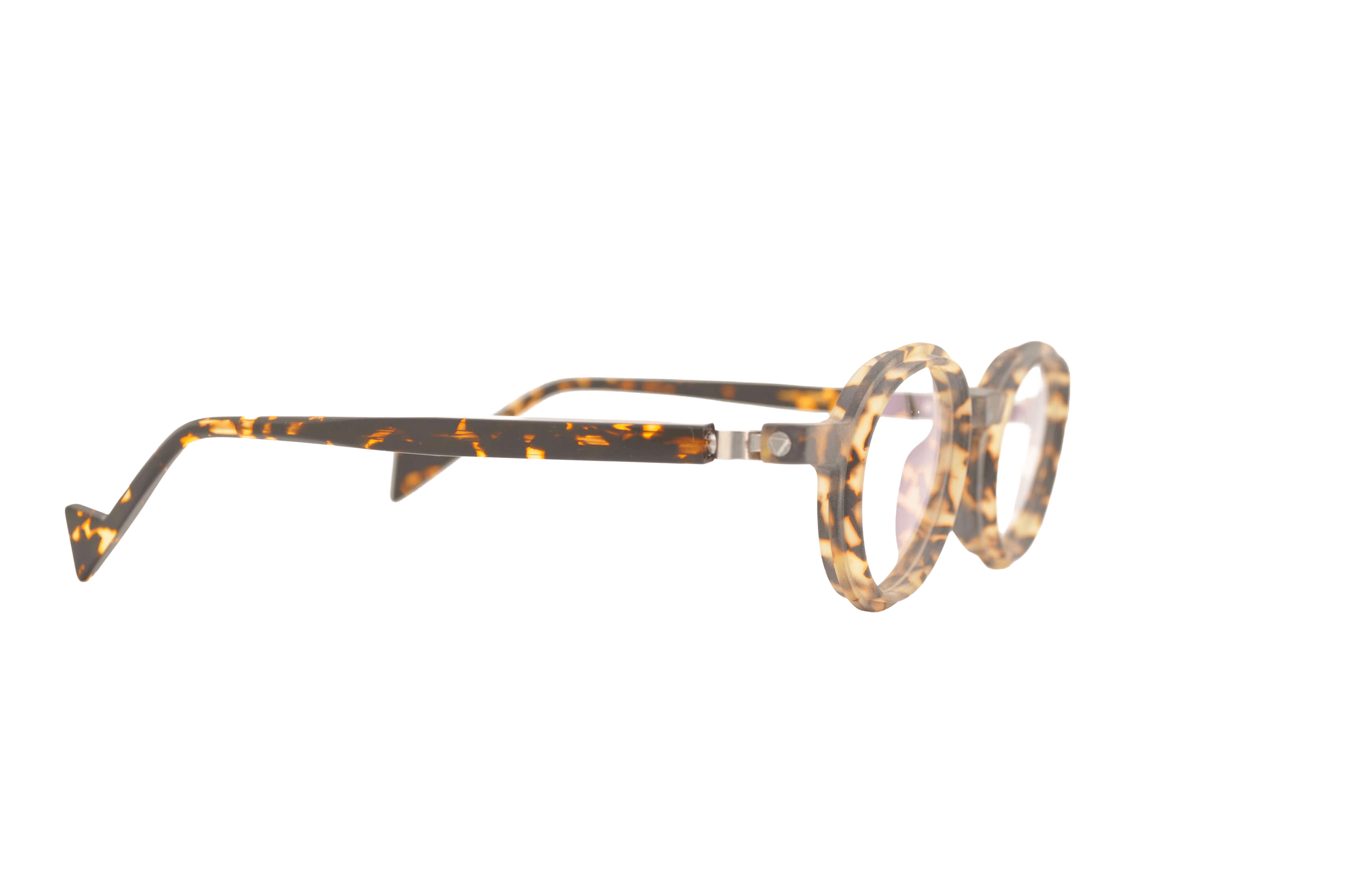 DIECIDECIMI_GLASSTYLIST_Piero Massaro Eyewear_CA 724_Diciotto_Tartaruga