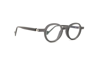 DIECIDECIMI_GLASSTYLIST_Piero Massaro Eyewear_CA 319_Diciotto_Grigio