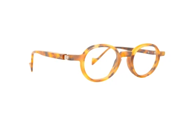 DIECIDECIMI_GLASSTYLIST_Piero Massaro Eyewear_CA 252_Diciotto_Tartaruga