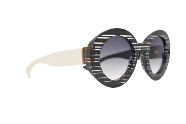 DIECIDECIMI_GLASSTYLIST_Piero Massaro Eyewear_PM 005_Saline_Nero